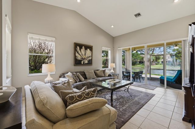 8132 Carnoustie Place, Port St. Lucie, Port St Lucie, FL 34986