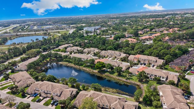 8132 Carnoustie Place, Port St. Lucie, Port St Lucie, FL 34986