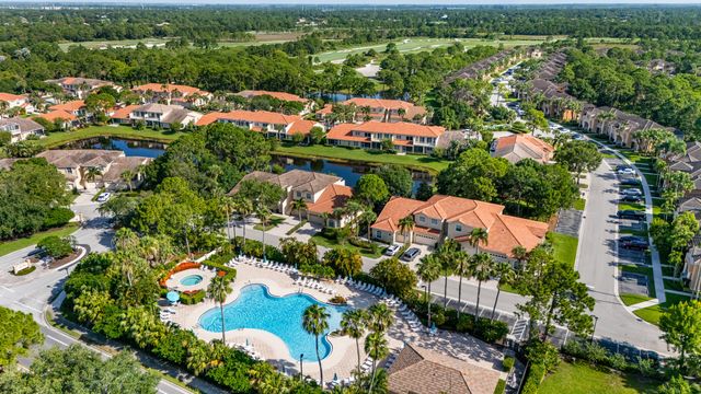 8132 Carnoustie Place, Port St. Lucie, Port St Lucie, FL 34986