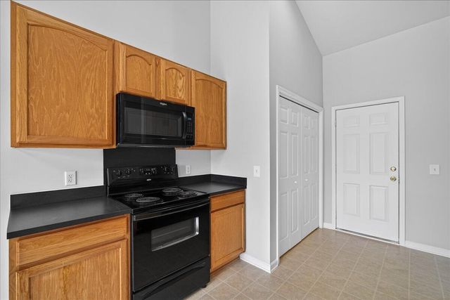 211 Avonshire Drive, Summerville, SC 29483