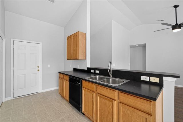 211 Avonshire Drive, Summerville, SC 29483