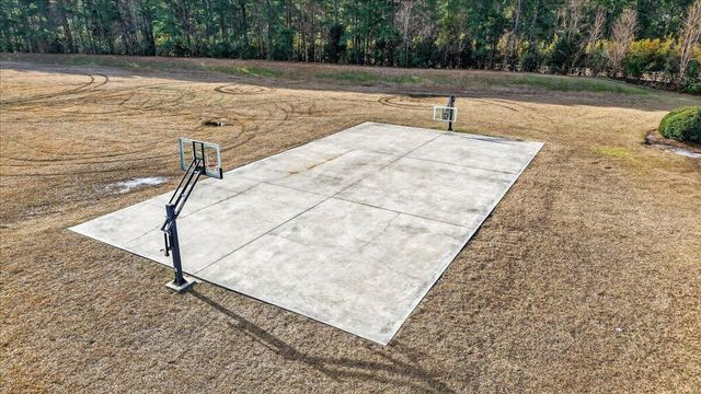 211 Avonshire Drive, Summerville, SC 29483