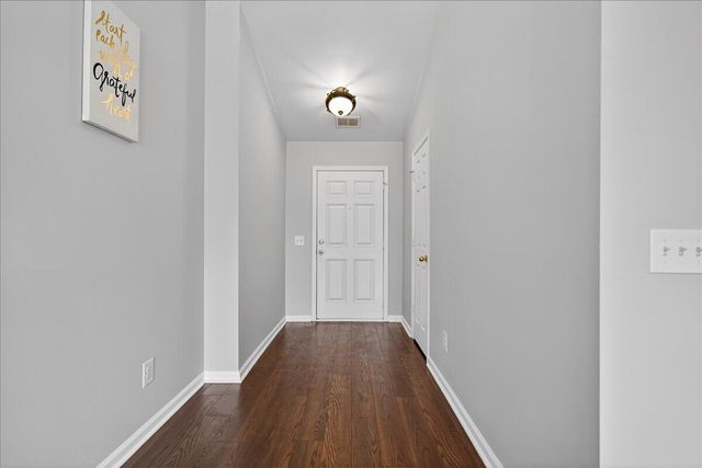 211 Avonshire Drive, Summerville, SC 29483