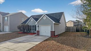 211 Avonshire Drive, Summerville, SC 29483