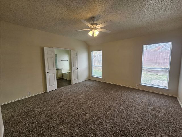 7851 Orland Park Circle, Fort Worth, TX 76137