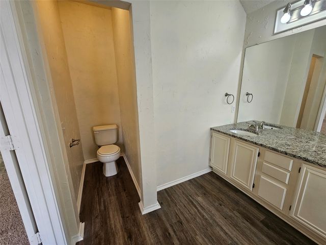 7851 Orland Park Circle, Fort Worth, TX 76137