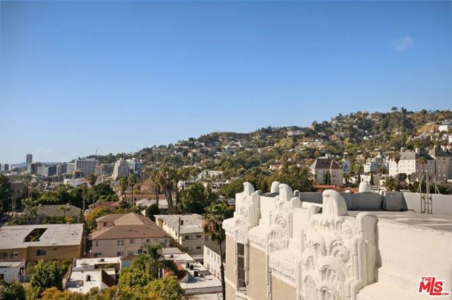 1314 N HAYWORTH Avenue 302, West Hollywood, CA 90046