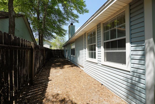 60 10Th Avenue, UNIT A, Shalimar, FL 32579
