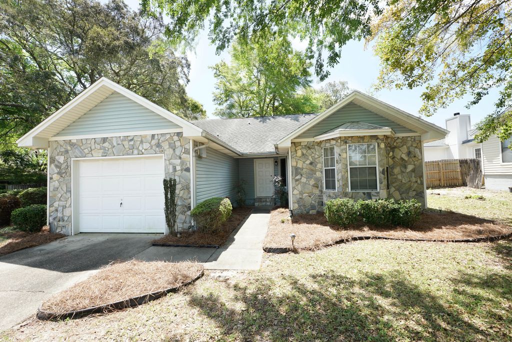60 10Th Avenue, UNIT A, Shalimar, FL 32579