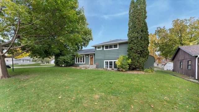 228 Terrace Drive SW, Willmar, MN 56201