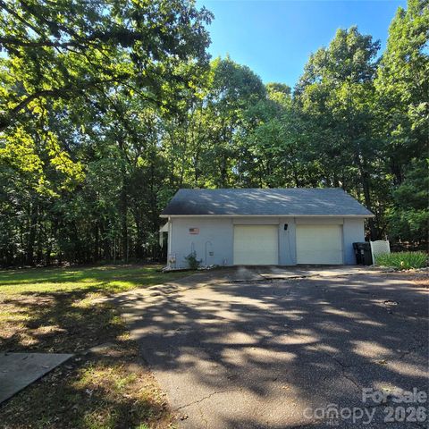 250 Roberta Road SW, Concord, NC 28027