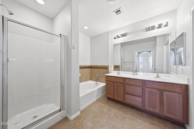 14575 W MOUNTAIN VIEW Boulevard 11312, Surprise, AZ 85374