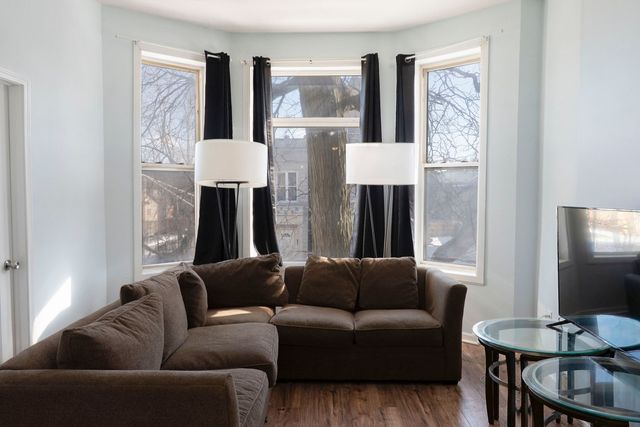 1418 S Saint Louis Avenue, Chicago, IL 60623