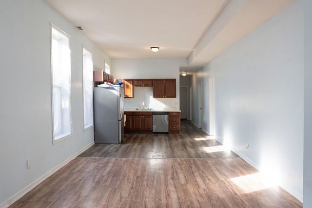 1418 S Saint Louis Avenue, Chicago, IL 60623