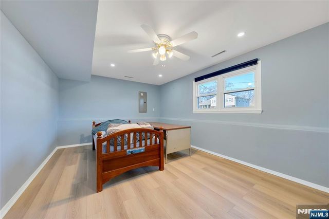 162 Grove Avenue, Verona, NJ 07044