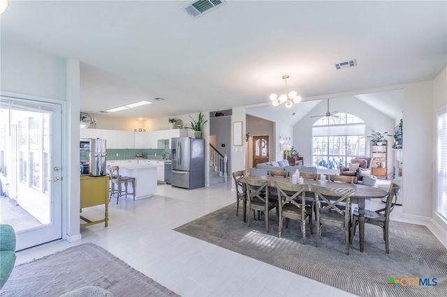 700 Arrowhead Drive, Salado, TX 76571