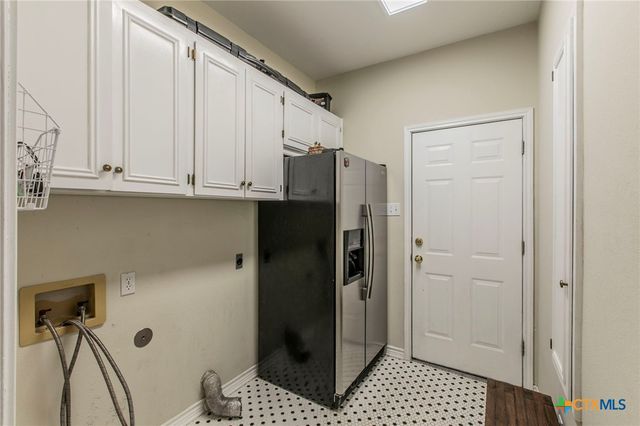 700 Arrowhead Drive, Salado, TX 76571