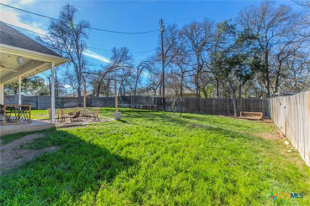 700 Arrowhead Drive, Salado, TX 76571