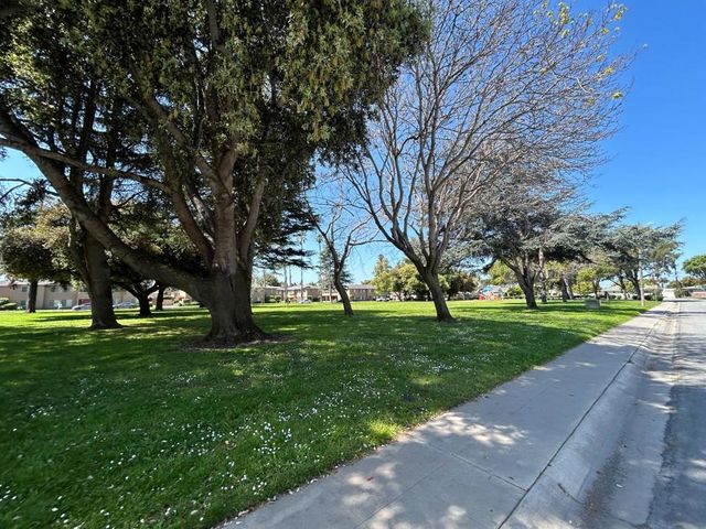 906 Bautista Drive, Salinas, CA 93901