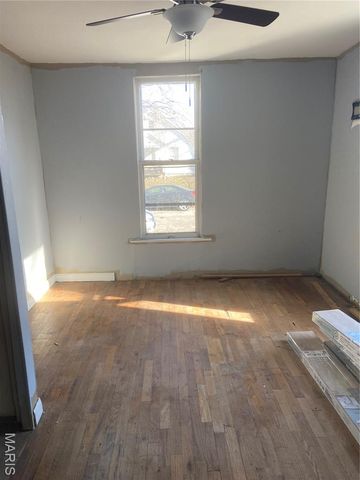 2823 Marshall Avenue, Granite City, IL 62040