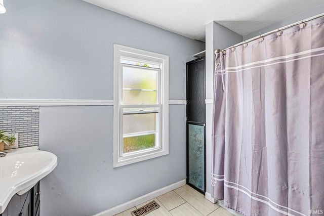926 S 36th Street, South Bend, IN 46615