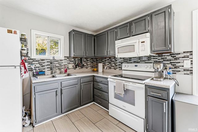 926 S 36th Street, South Bend, IN 46615