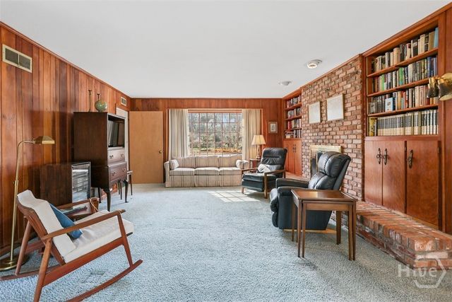 102 Winchester Drive, Savannah, GA 31410