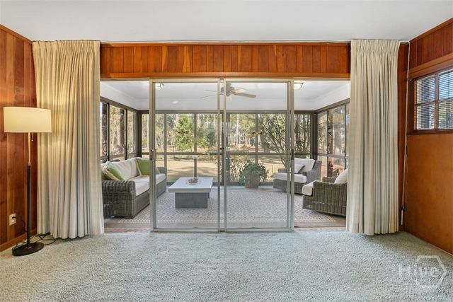 102 Winchester Drive, Savannah, GA 31410