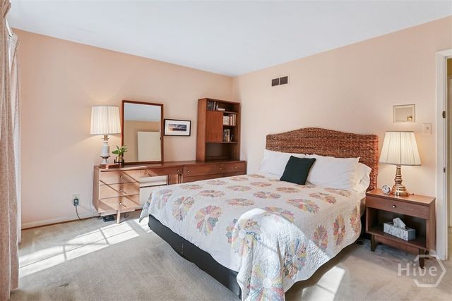 102 Winchester Drive, Savannah, GA 31410