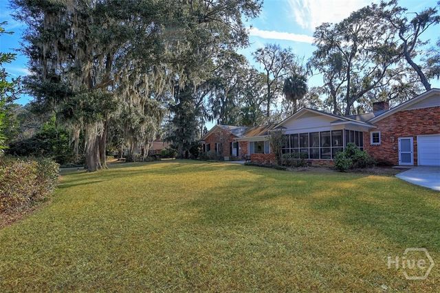 102 Winchester Drive, Savannah, GA 31410