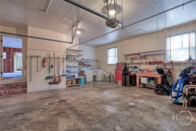 102 Winchester Drive, Savannah, GA 31410