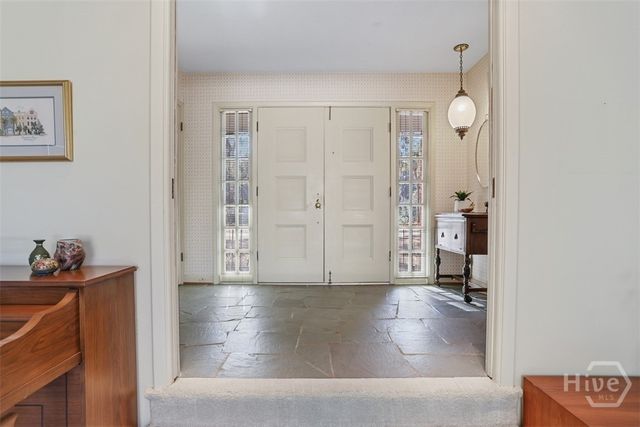 102 Winchester Drive, Savannah, GA 31410