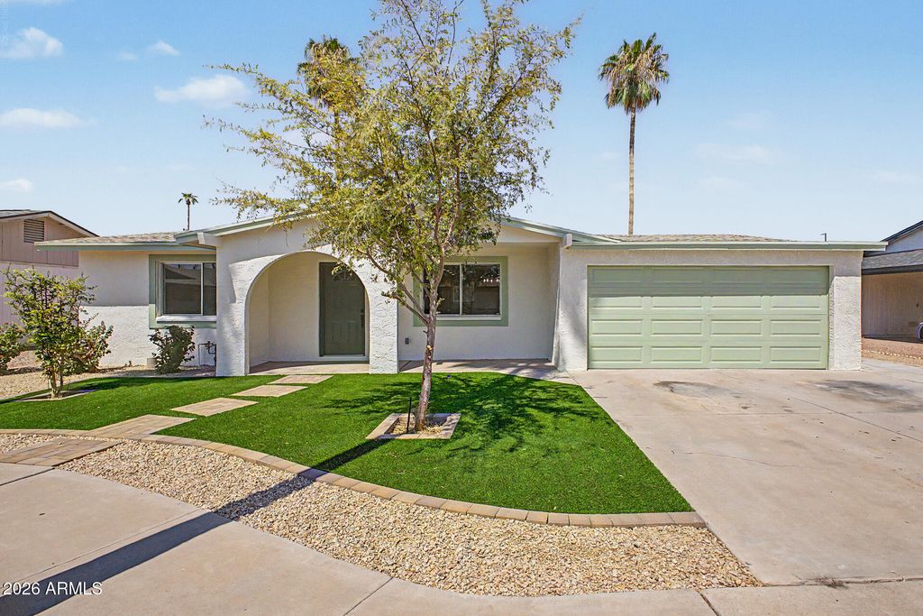2438 W JACINTO Avenue, Mesa, AZ 85202 — exterior