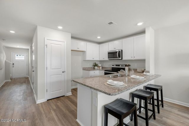 4346 Majesty Drive Unit 361, Castle Hayne, NC 28429