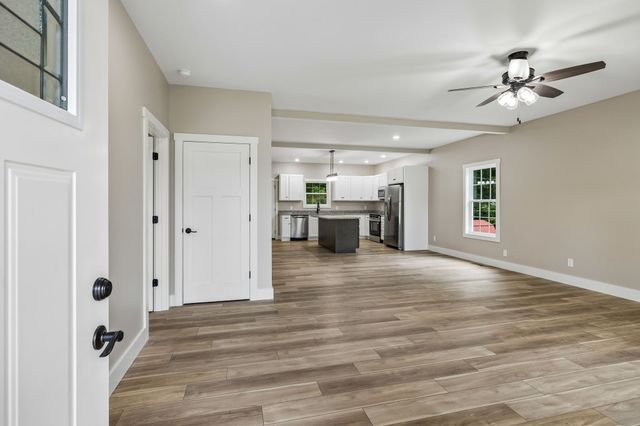72 Forkum Lane, Lafayette, TN 37083