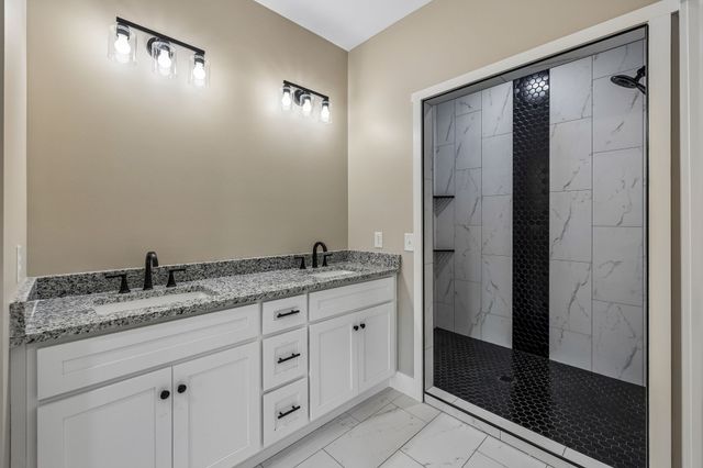 72 Forkum Lane, Lafayette, TN 37083