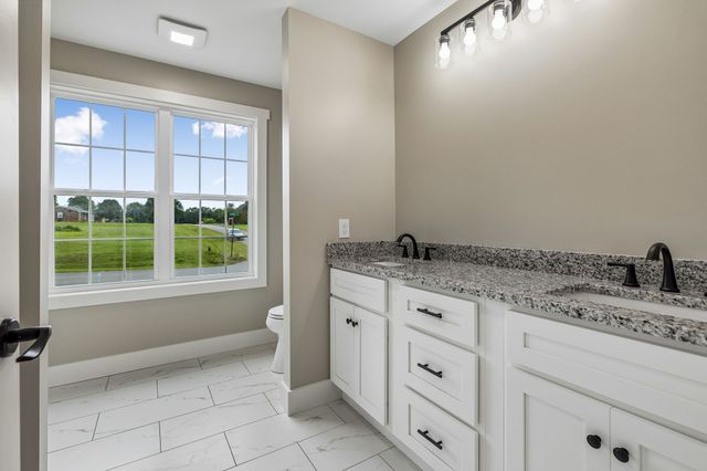 72 Forkum Lane, Lafayette, TN 37083