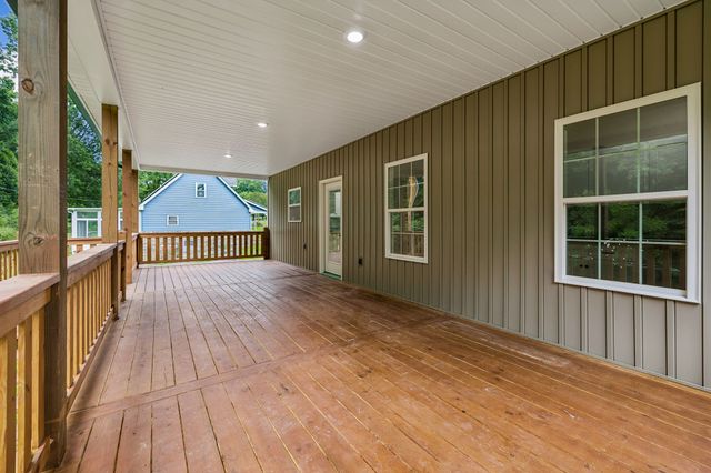 72 Forkum Lane, Lafayette, TN 37083