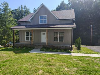 72 Forkum Lane, Lafayette, TN 37083