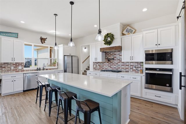 1023 County Road 337, Glen Rose, TX 76043