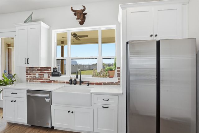 1023 County Road 337, Glen Rose, TX 76043