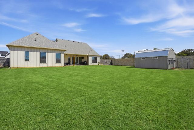 1023 County Road 337, Glen Rose, TX 76043