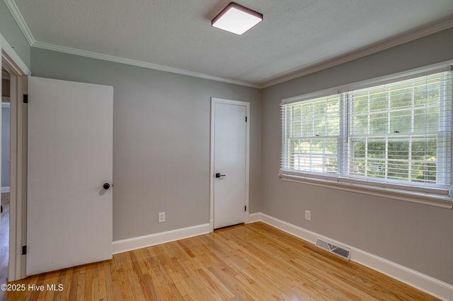 108 Dogwood Drive, Washington, NC 27889
