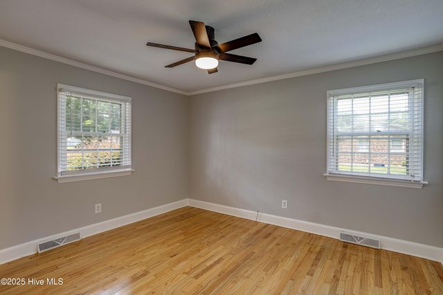 108 Dogwood Drive, Washington, NC 27889