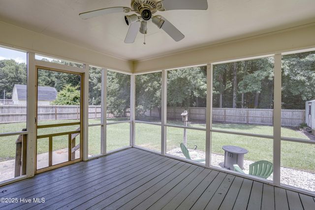 108 Dogwood Drive, Washington, NC 27889