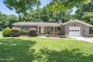 108 Dogwood Drive, Washington, NC 27889