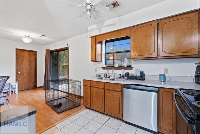 312 York Lane, Hinesville, GA 31313