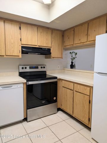 1648 Sunny Sunny Brook Lane NE M110, Palm Bay, FL 32905