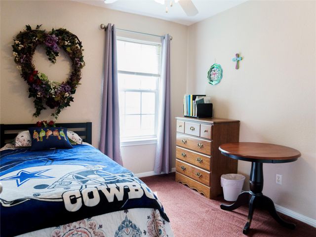 800 Debra DR, Taylor, TX 76574