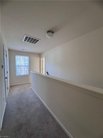 1262 Stonefield Crossing Court, Winston-salem, NC 27107